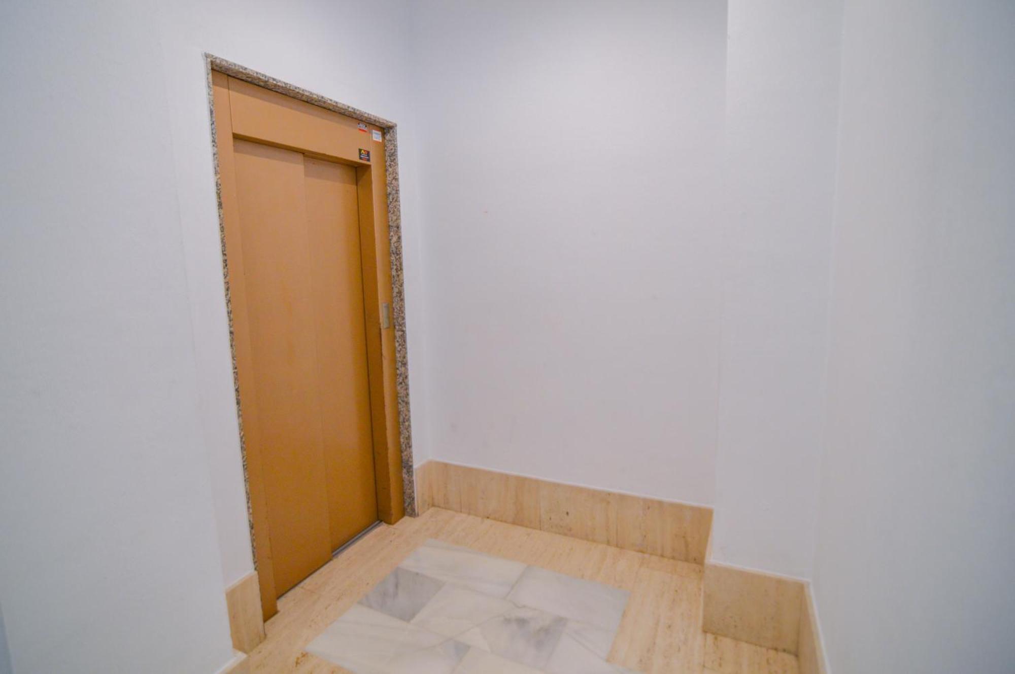 Au Coeur De Torreveija Apartment Торевиеха Екстериор снимка